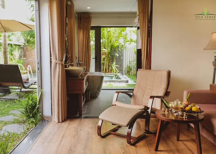 One-Bedroom King Suite